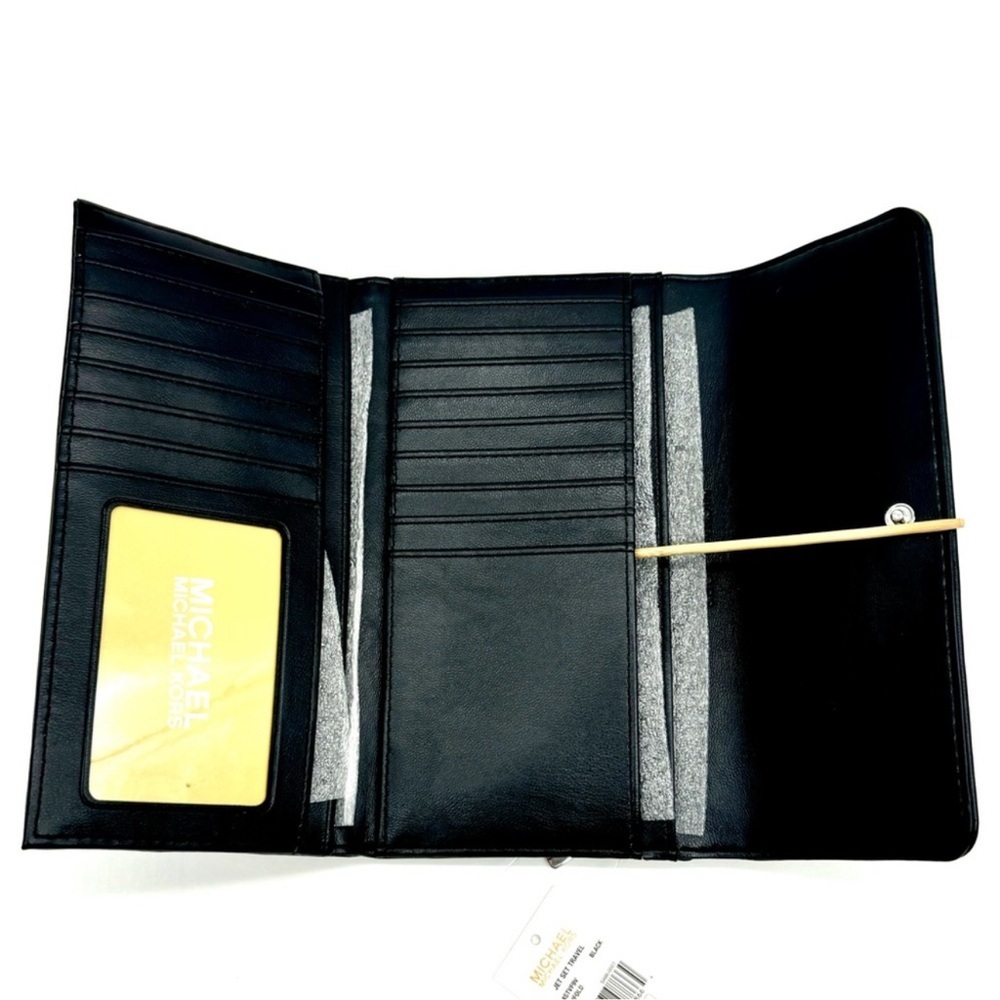 Michael Kors Large Quilted Trifold Wallet Black/Silver - Picture 8 of 9